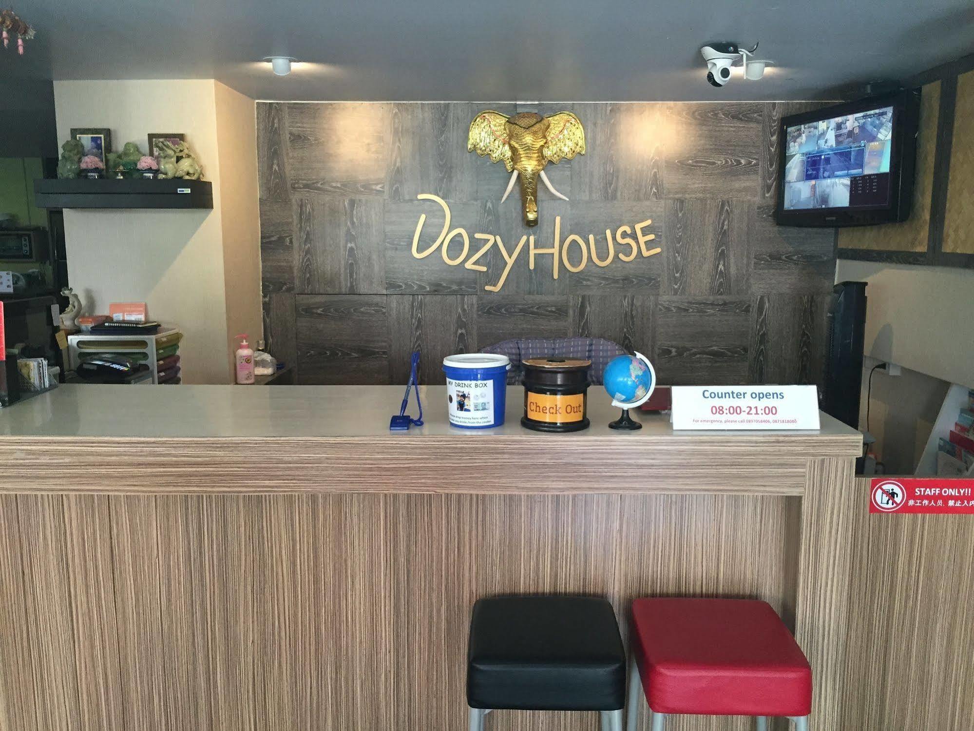 Отель Dozy Lamoon House Чиангмай Экстерьер фото